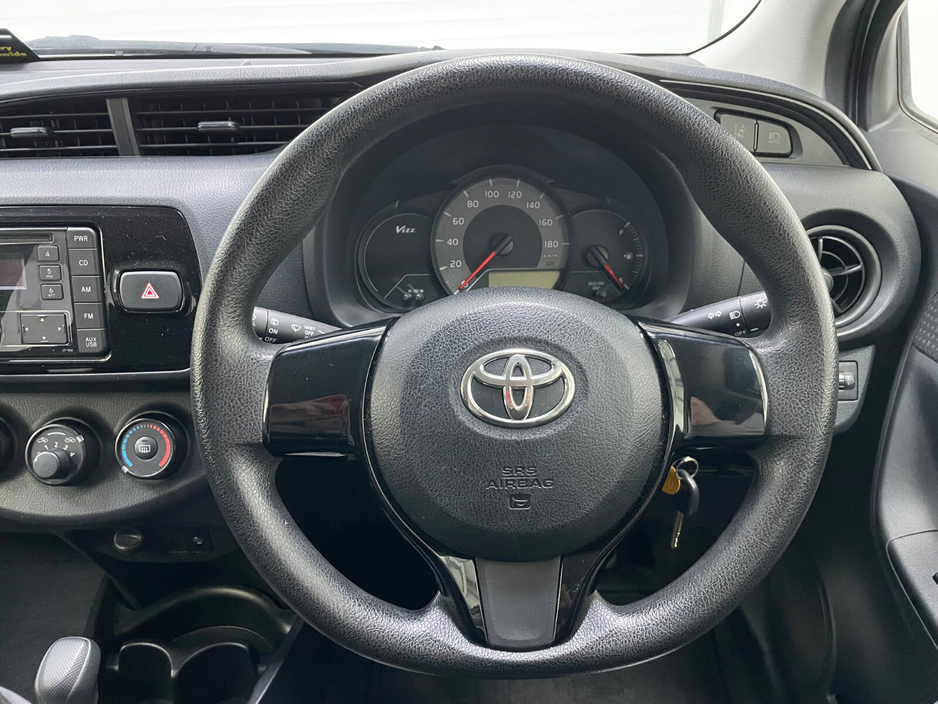 2019 Toyota Yaris - image 22