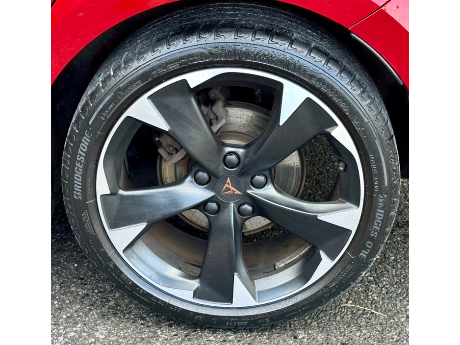 2023 Cupra Leon - image 7