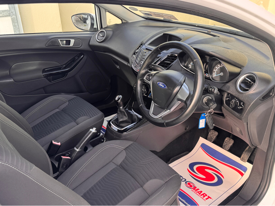 2015 Ford Fiesta 1.25 ZETEC 82PS €8,950