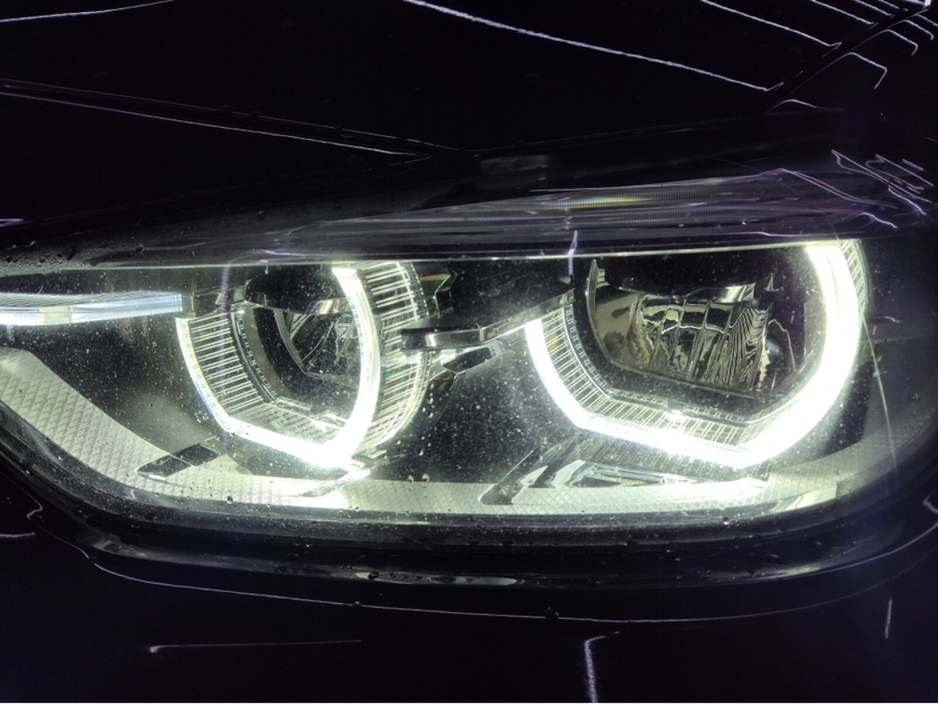 2018 BMW 3 Series - image 19