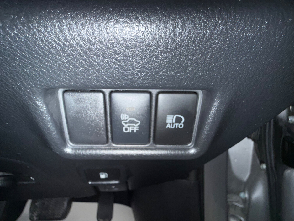 2017 Toyota C-HR - image 23