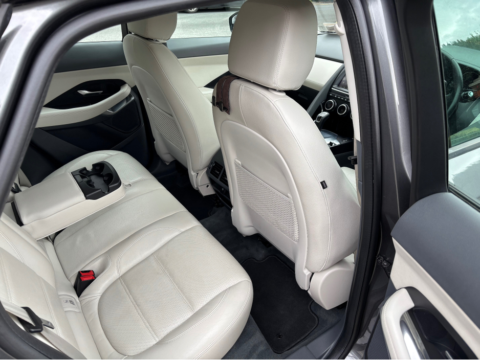 2020 Jaguar E-Pace - image 10