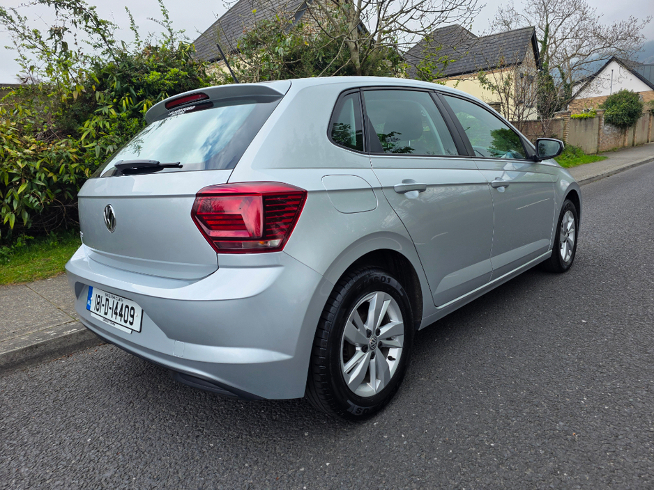 2018 Volkswagen Polo - image 3