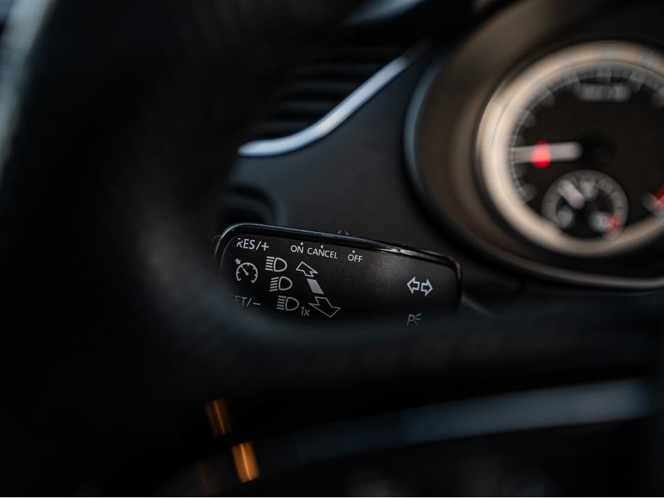 2018 Skoda Octavia - image 18