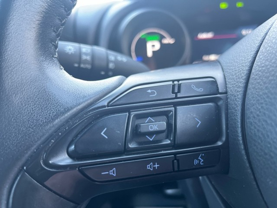 2024 Toyota Yaris Cross CROSS LUNA €28,444