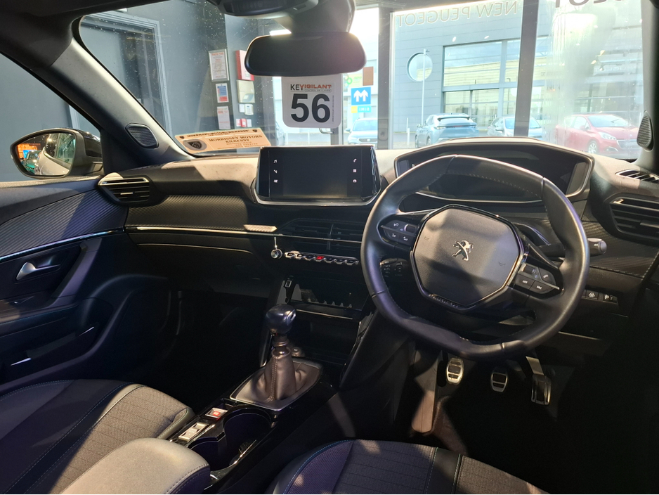 2023 Peugeot 2008 ALLURE 1.2 100 6.4 4DR €23,950