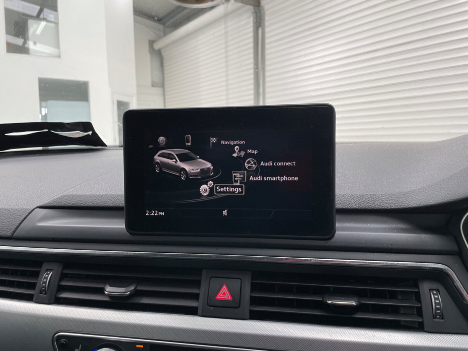 2016 Audi A4 - image 24