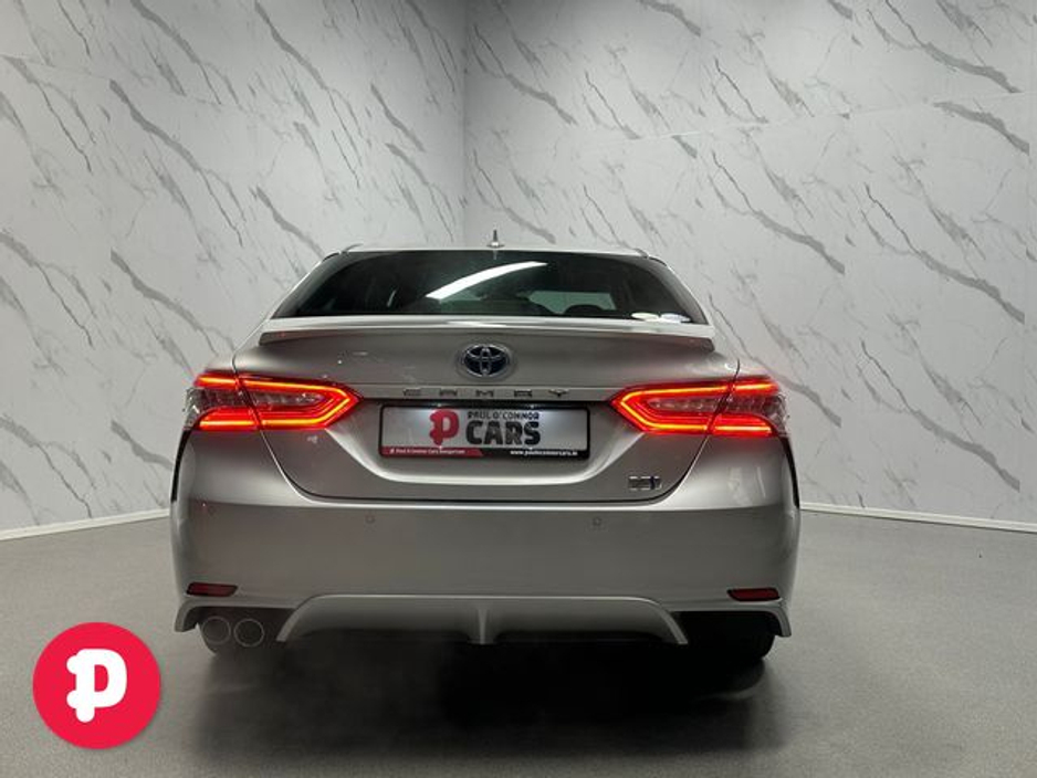 2020 Toyota Camry - image 20