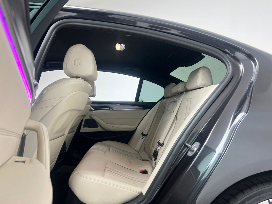 2018 BMW 5 Series 530E M SPORT €26,990
