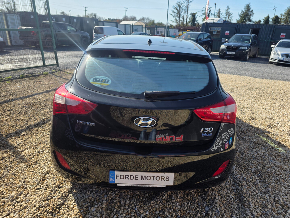 2014 Hyundai i30 - image 5