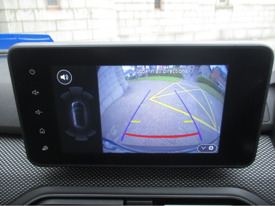 2023 Dacia Jogger - image 11