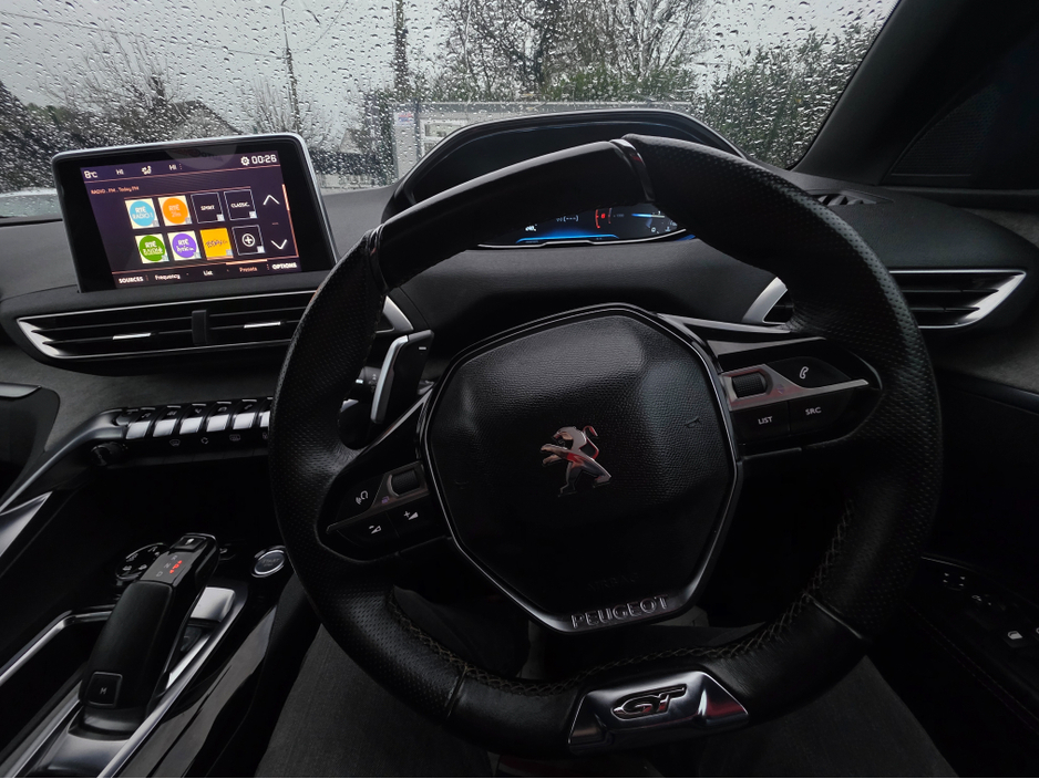 2017 Peugeot 5008 ( 172 REG ) 7 SEATER - DIGITAL DASH - CAMERA - ALLOYS - CARPLAY ANDROID AUTO EU RADIO PEARL WHITE €24,950