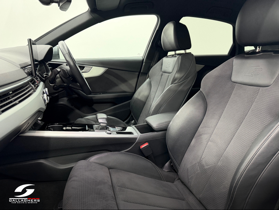 2022 Audi A4 - image 10