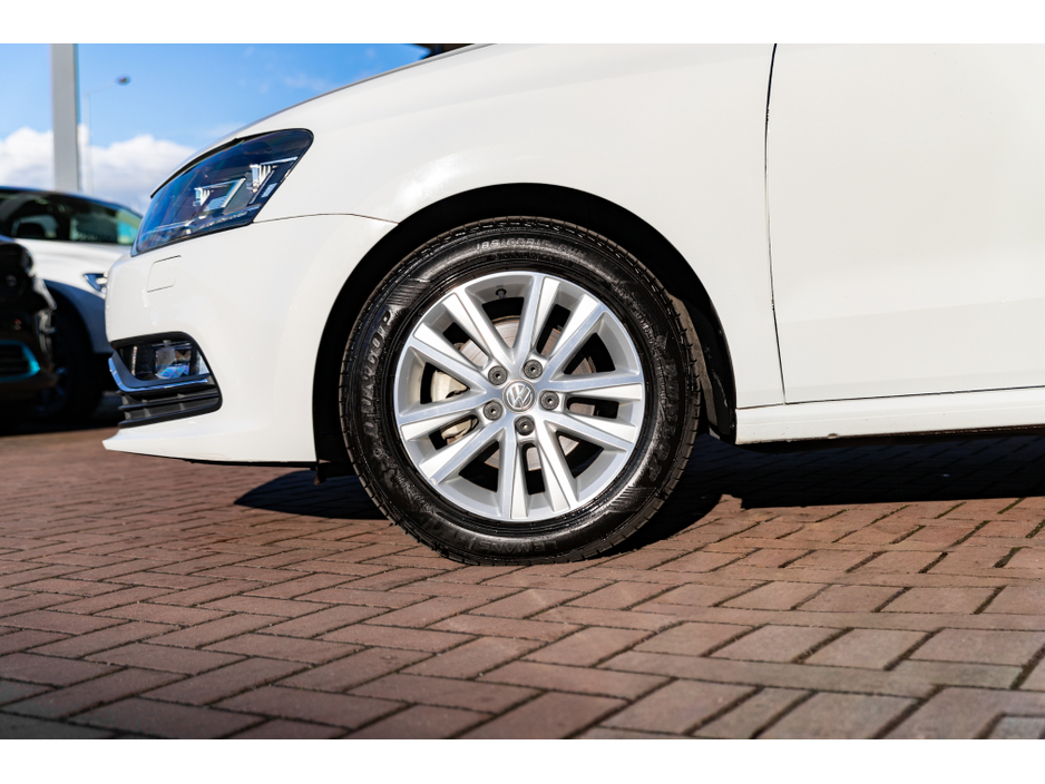 2017 Volkswagen Polo - image 20