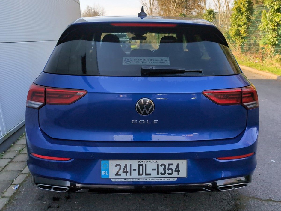 2024 Volkswagen Golf - image 8