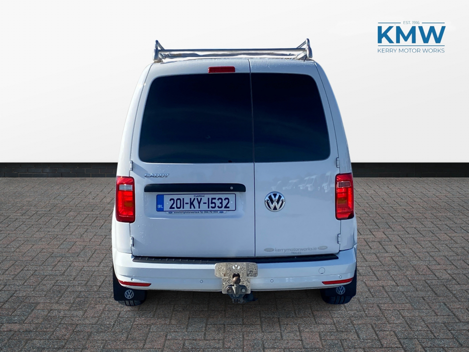 2020 Volkswagen Caddy - image 3