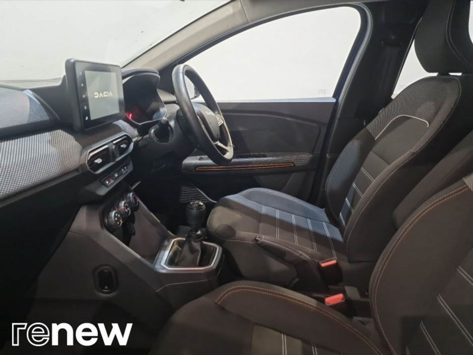 2023 Dacia Sandero Stepway - image 5