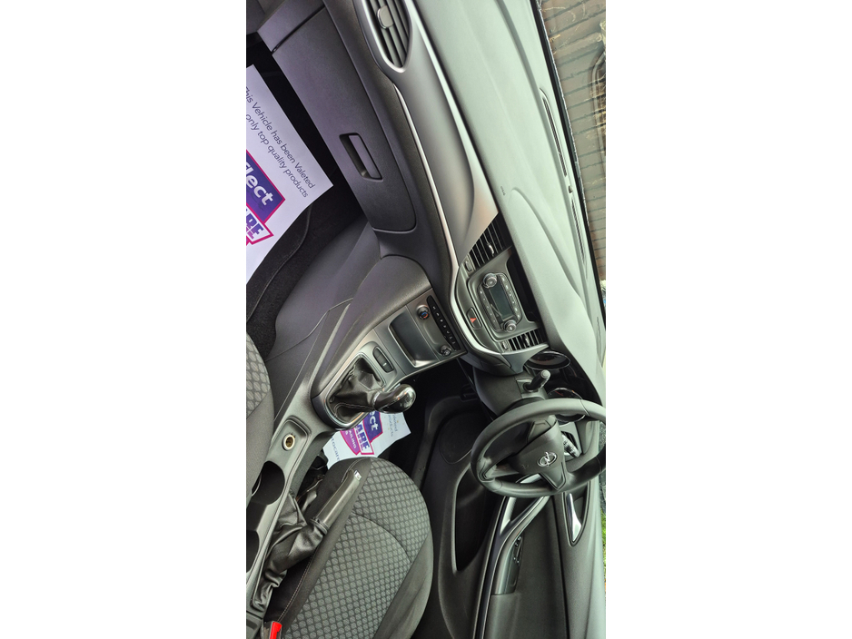 2018 Opel Astra - image 8