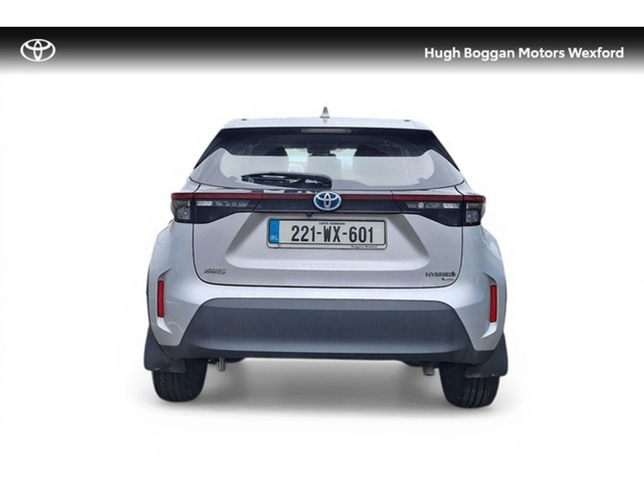 2022 Toyota Yaris Cross - image 4