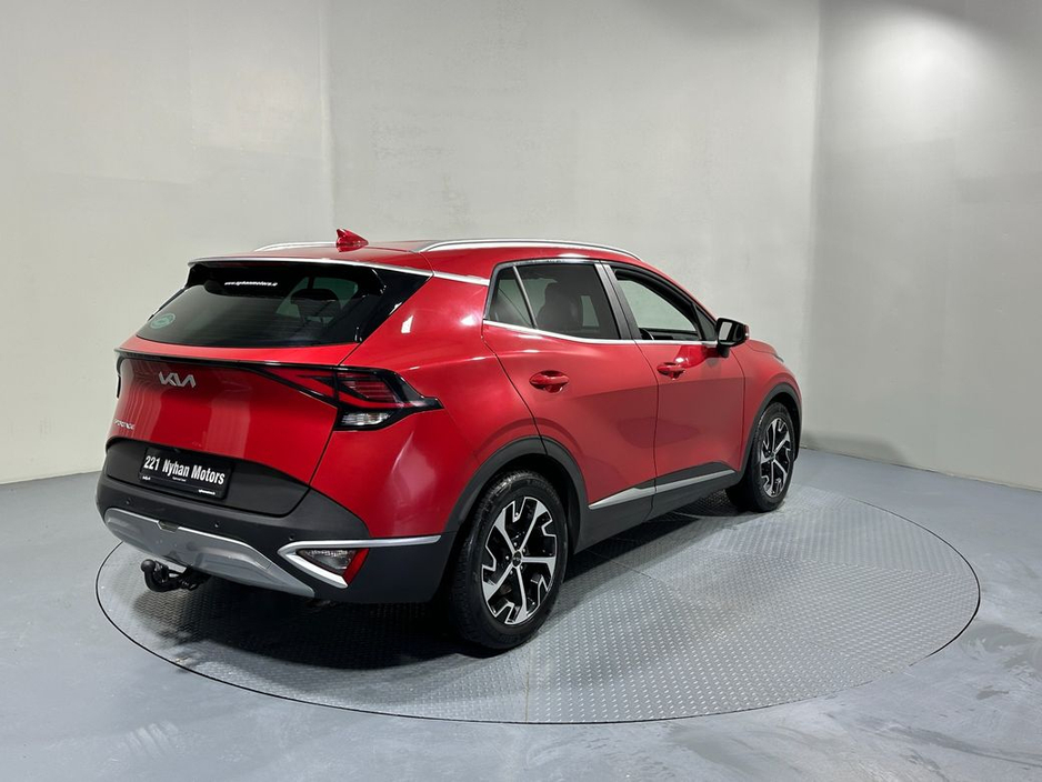 2022 Kia Sportage - image 6