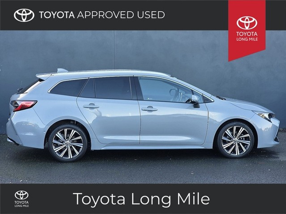 2022 Toyota Corolla 1.8 Hybrid Design Sol T/S €28,449