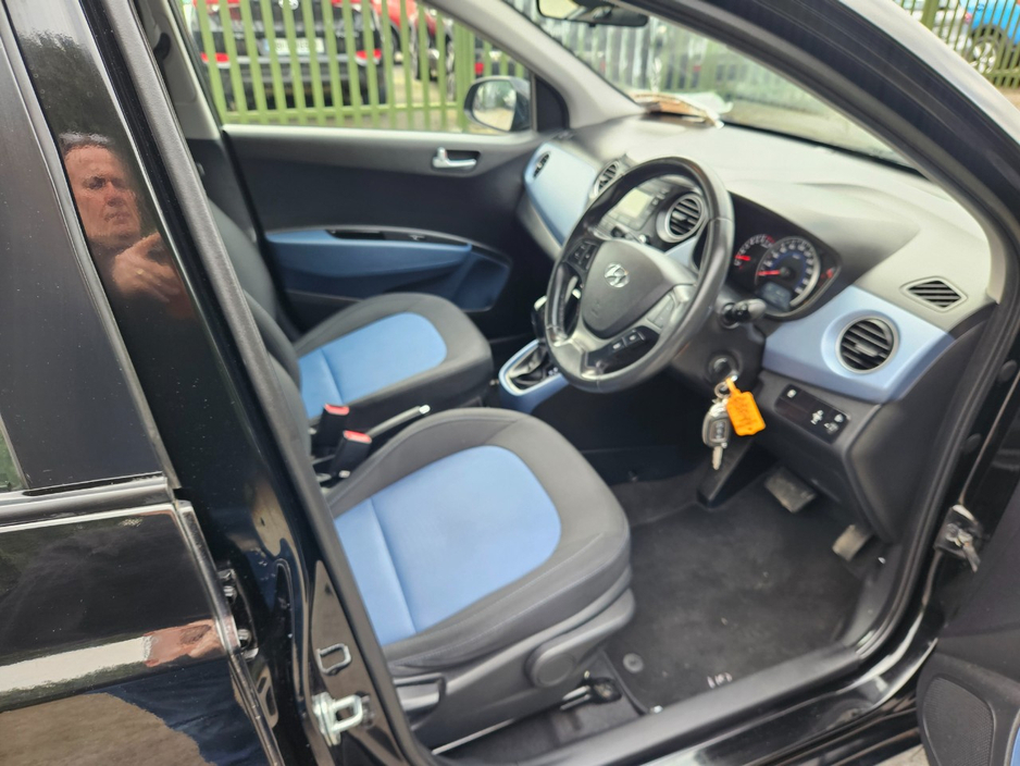 2017 Hyundai i10 - image 8