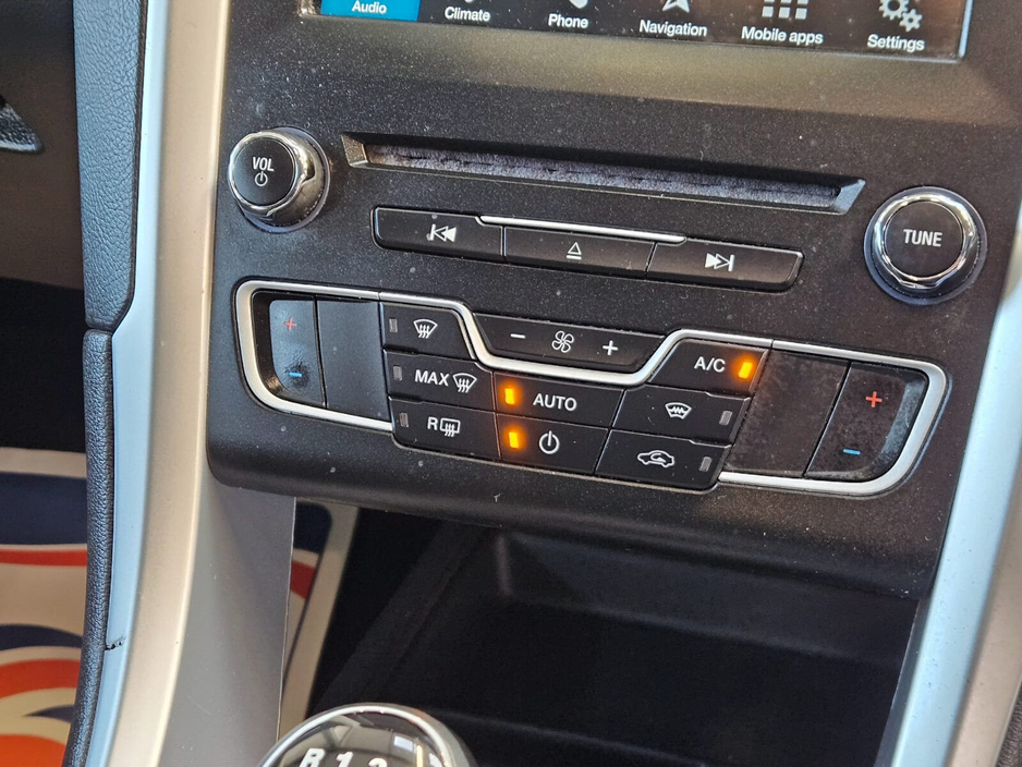 2017 Ford Mondeo 1.5TDCi 120PS Zetec €9,950