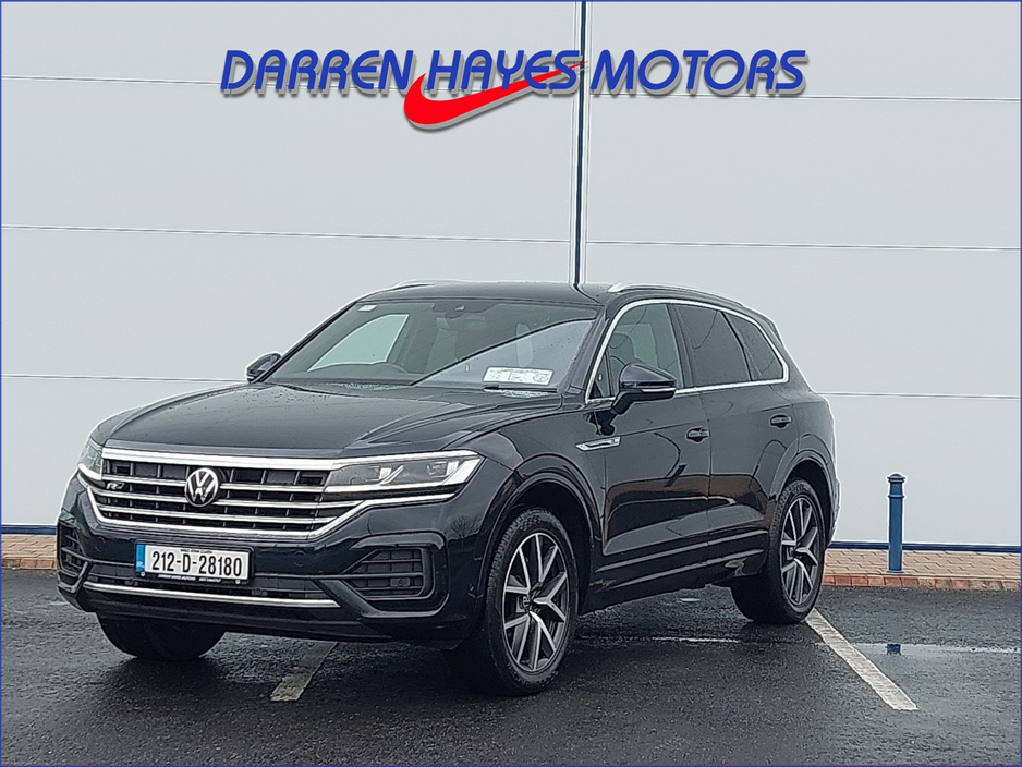 2021 Volkswagen Touareg - image 2