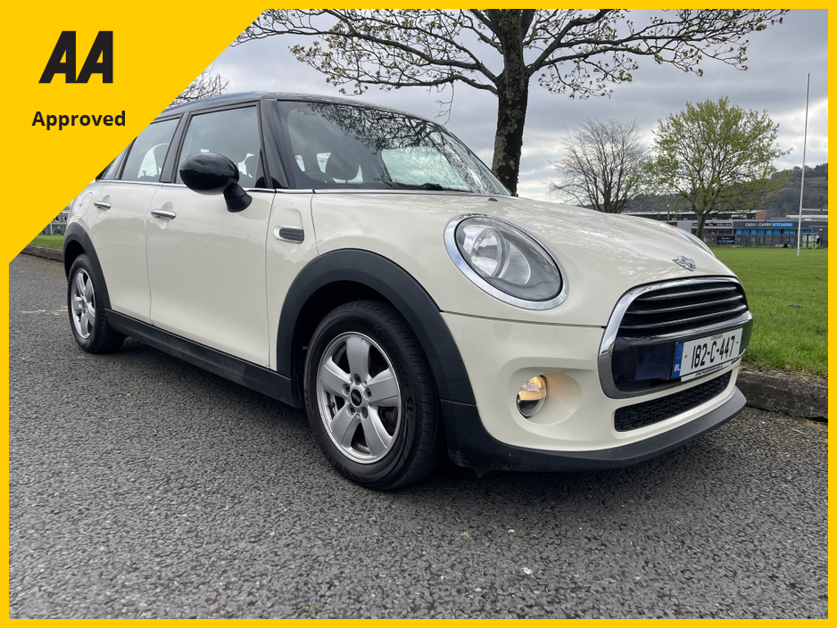 2018 MINI Cooper - image 13