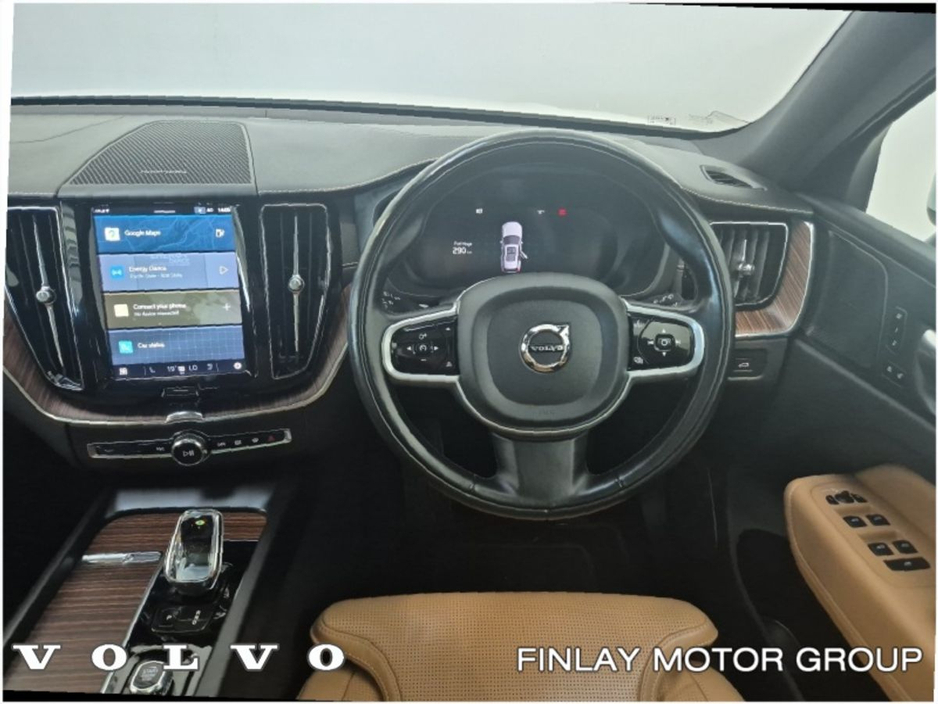 2022 Volvo XC60 B4 MHEV DSL (197hp) Inscription AWD €45,950