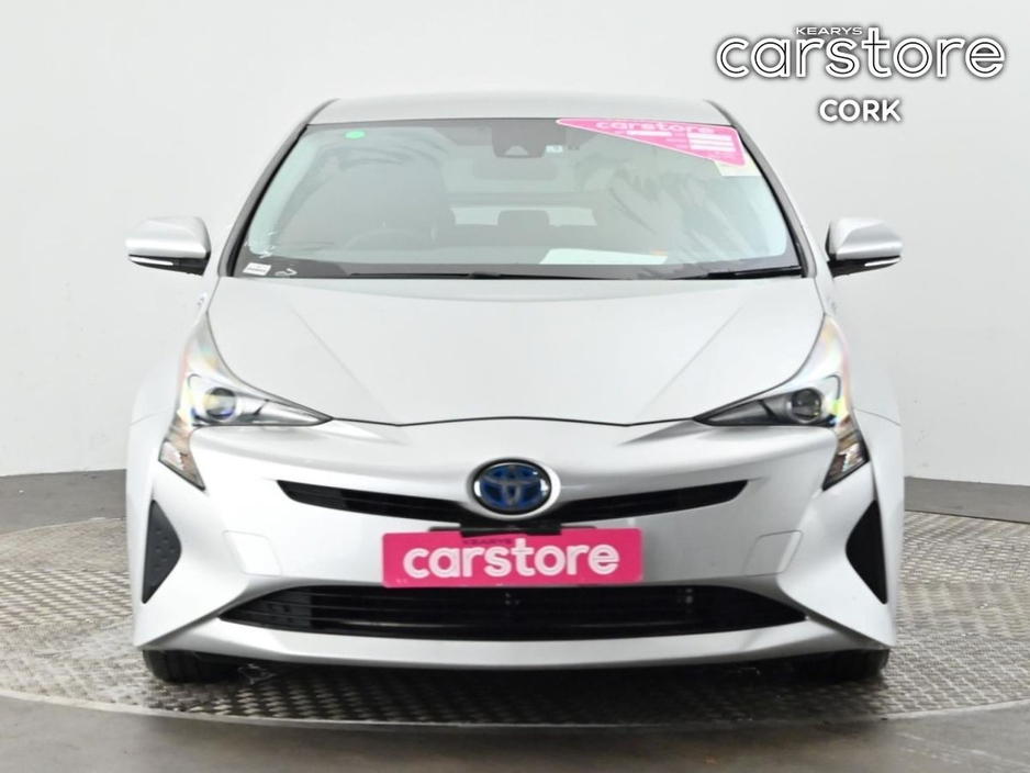 2017 Toyota Prius - image 8