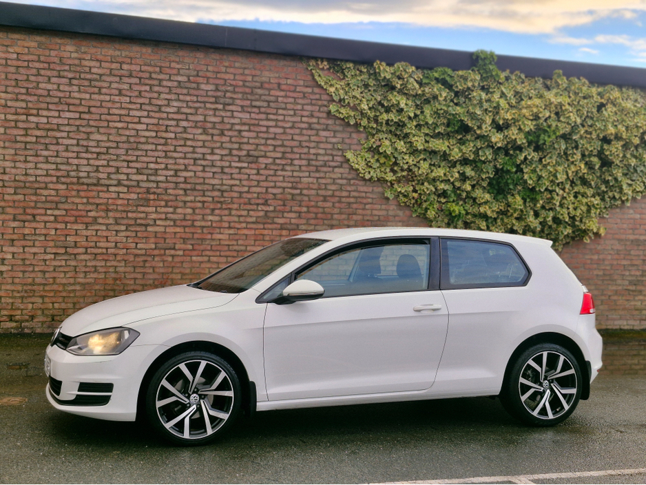 2015 Volkswagen Golf 1.2 TSI MANUAL €8,750