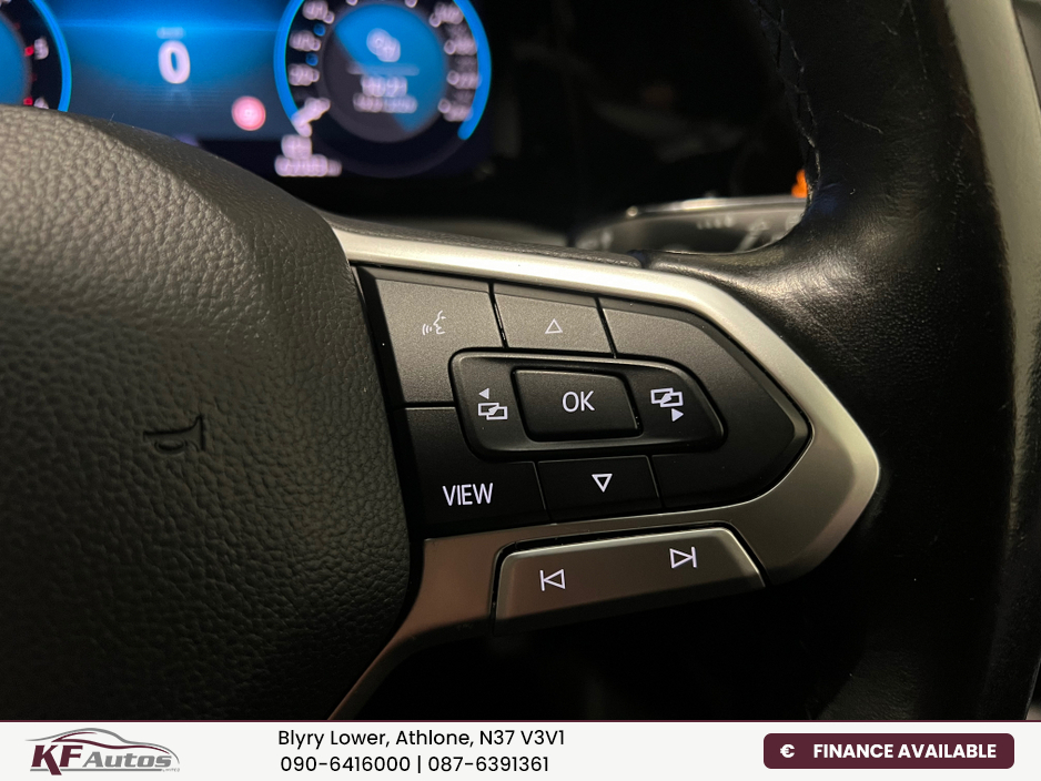 2022 Volkswagen Golf 2022 Volkswagen Golf Life 2.0TDI 6 Speed Manual 115bhp 5dr - 222 Reg €24,995