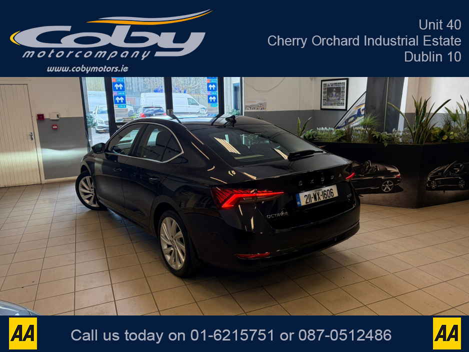 2021 Skoda Octavia - image 7