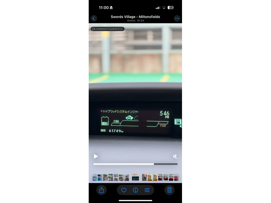 2013 Toyota Prius - image 10