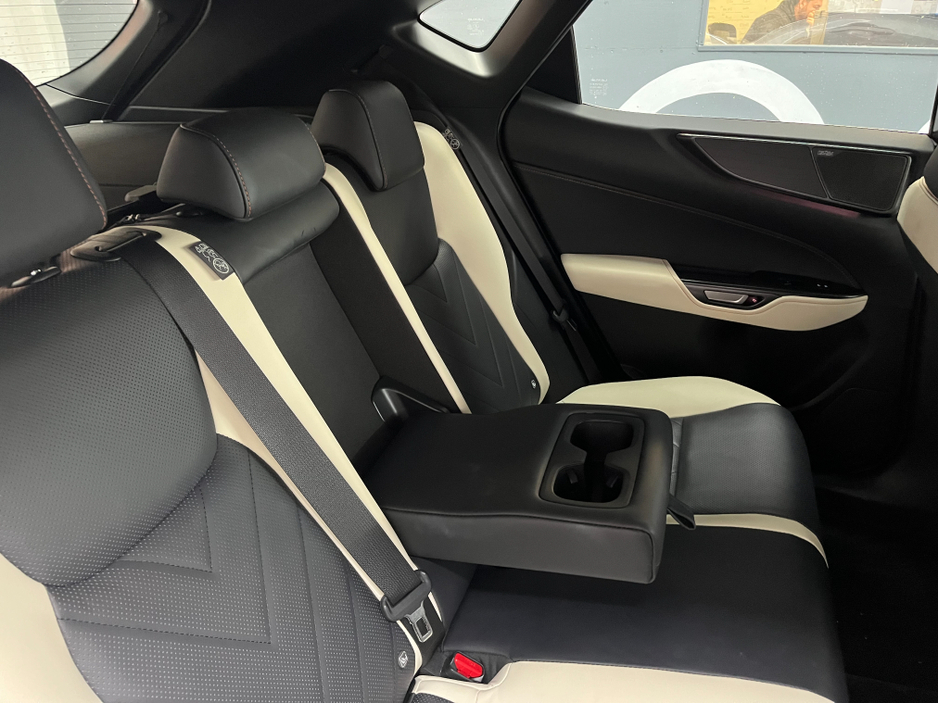 2023 Lexus NX 350h - image 16