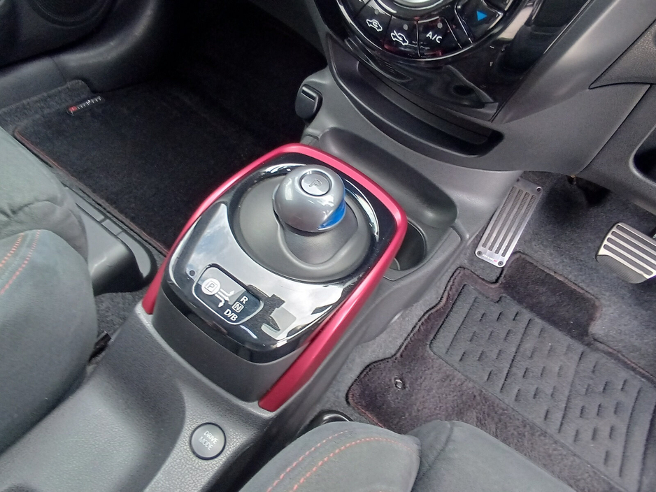 2019 Nissan Note - image 9