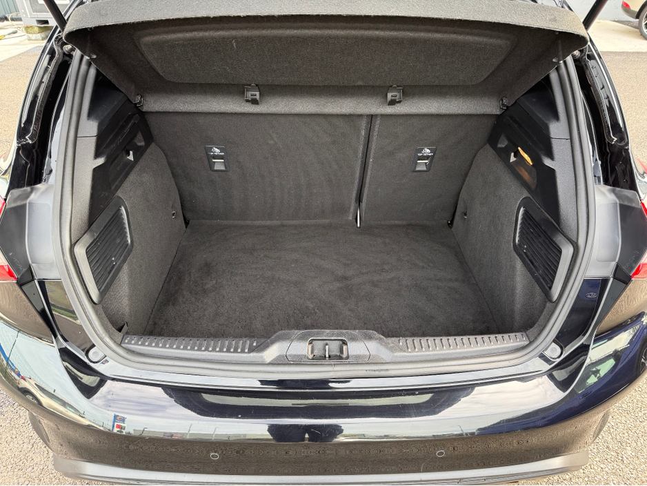 2021 Ford Focus - image 20