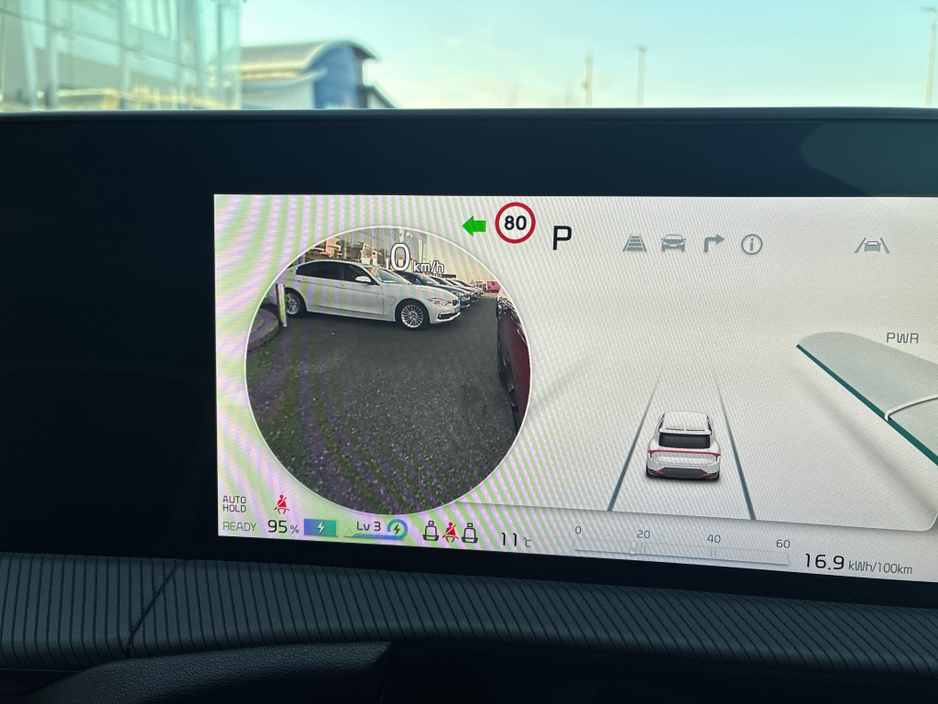 2022 Kia EV6 - image 26