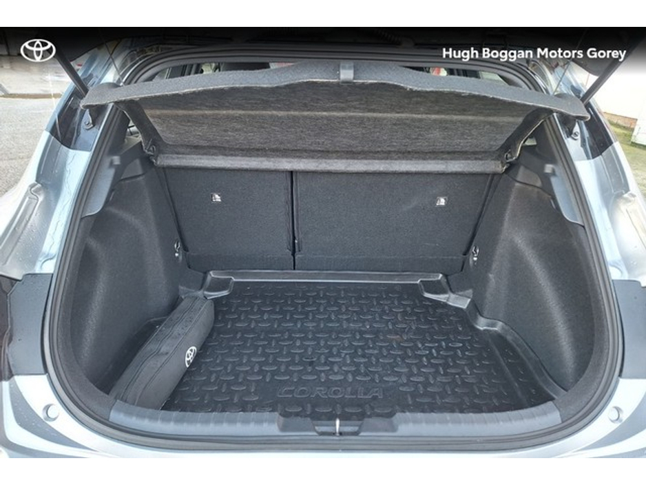 2023 Toyota Corolla LUNA SPORT HB 4DR AUTO