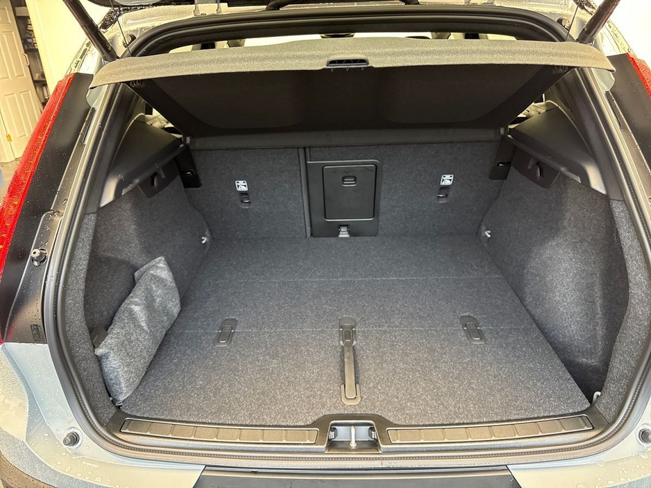 2026 Volvo EX40 BLACK EDITION *1.9% APR* €110 PER WEEK ON PCP €49,995