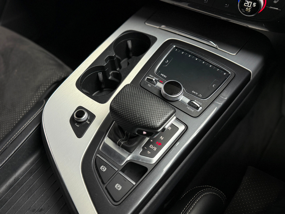 2019 Audi Q7 - image 20