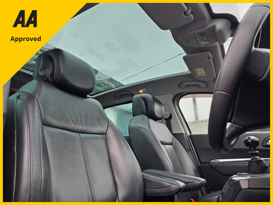 2016 Peugeot 5008 * ONLY 64K MILES * 7 SEATER €9,900