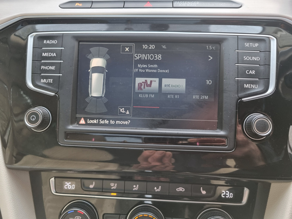 2015 Volkswagen Passat 1.6 TDI DSG 120HP Highline €7,899