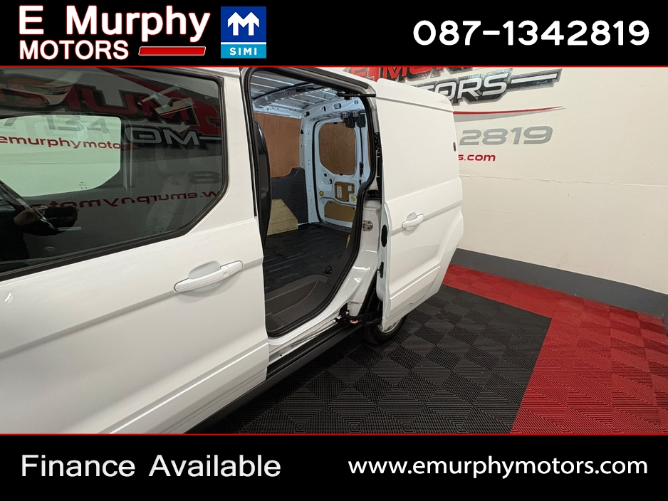 2023 Ford Transit Connect - image 12