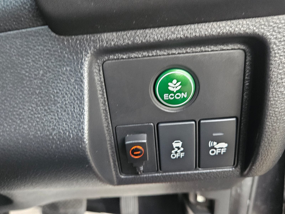 2015 Honda Vezel - image 33