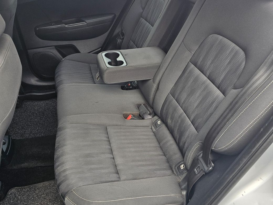 2017 Kia Sportage - image 10