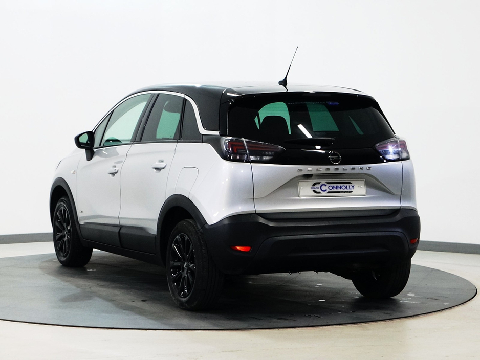 2023 Opel Crossland X - image 8