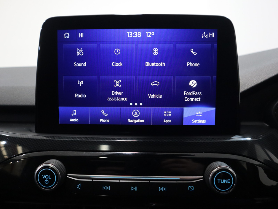 2022 Ford Kuga - image 21