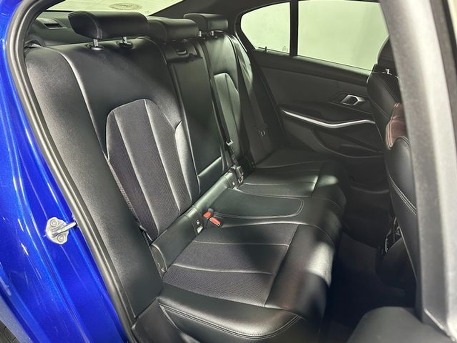 2025 BMW 3 Series 330E M Sport €50,800